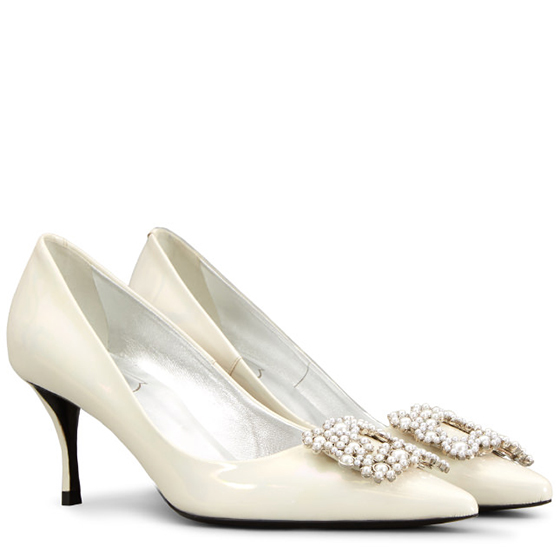 Flower Pearl Buckle Pumps