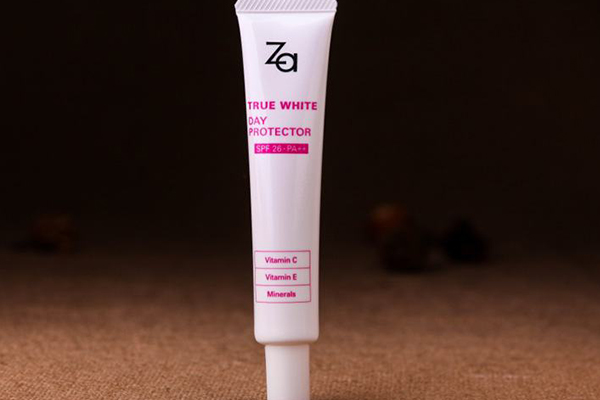 屈臣氏防曬霜排行