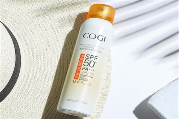 平價防曬噴霧排行榜10強 輕松一噴即刻防曬，好用不貴