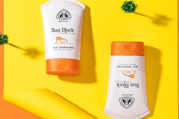 美白防曬霜排行榜10強 防曬又美白，不入手必定后悔呀
