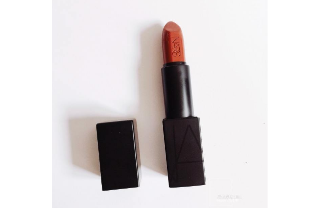 磚紅口紅排行榜 秋冬必備的氣質(zhì)口紅推薦