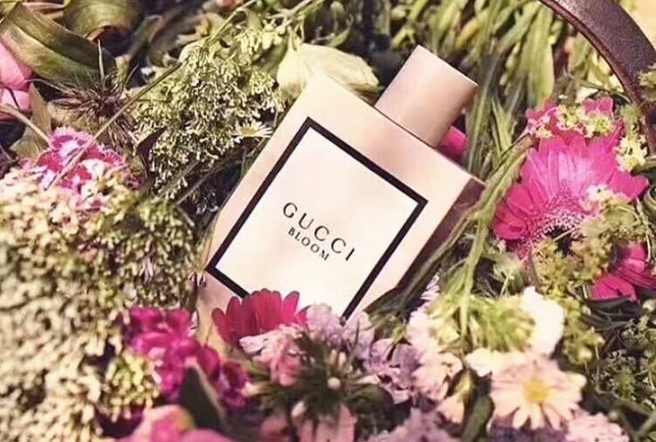 2019最火的香水排行榜 瞬間提升氣質(zhì)，你選對了嗎