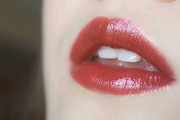 嬌蘭口紅哪個顏色最火？2019嬌蘭最火的口紅色號排行榜