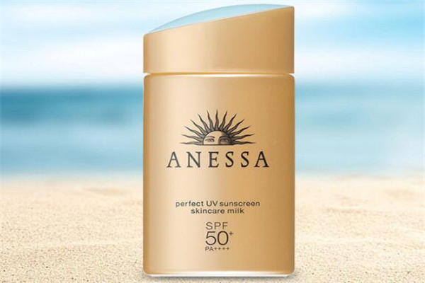 2019年全球公認最好的防曬霜，安耐曬金瓶你有入手過嗎