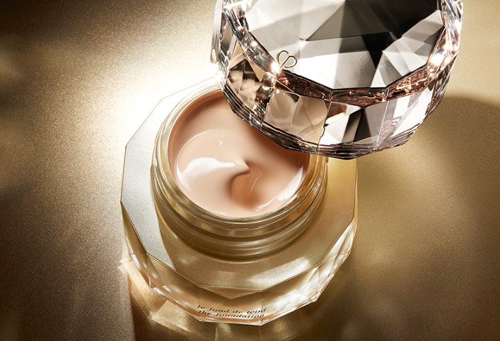 全球頂級六款粉底液 輕松打造高級奶油妝效，你get到了嗎