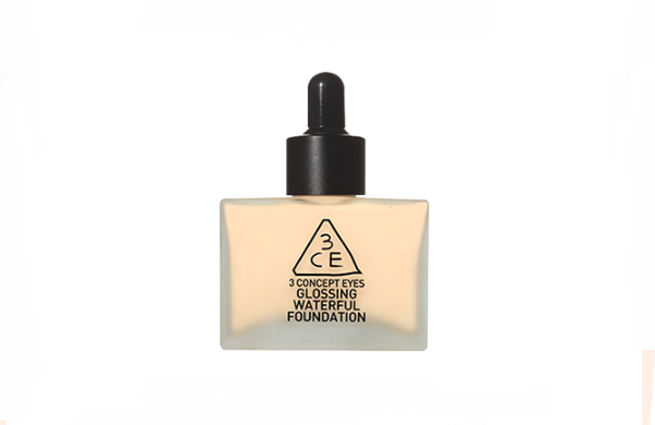 適合夏天的粉底液 持久不脫妝，炎熱夏日也能清爽出門