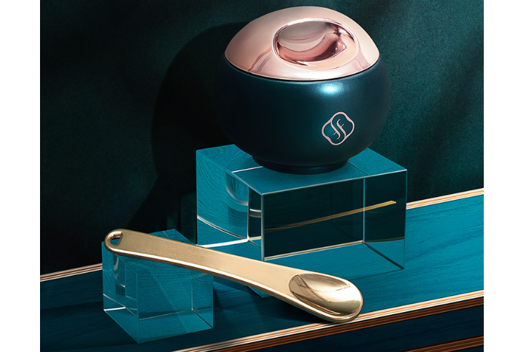 全球十大唇膜排行榜 淡化唇紋，給雙唇水潤滋養