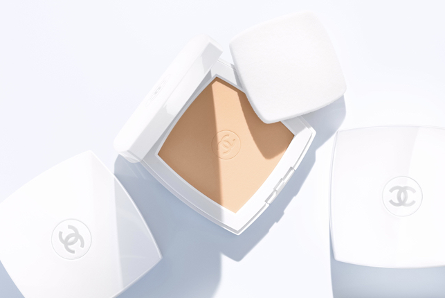 全球十大粉餅排行榜 服帖無粉痕，打造精致裸妝