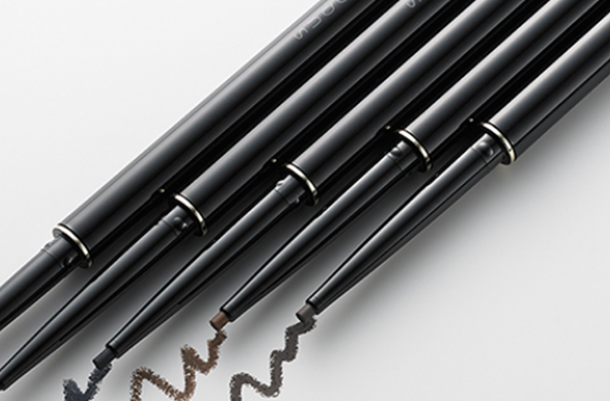 眼線膠筆哪個牌子不暈：小奧汀眼線液筆膠排行第一，超耐用