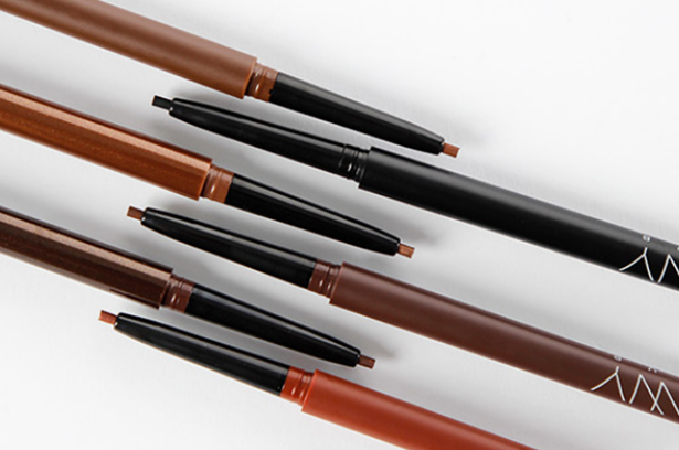 好用的內眼線筆：稚優泉、火烈鳥、植村秀紛紛上榜