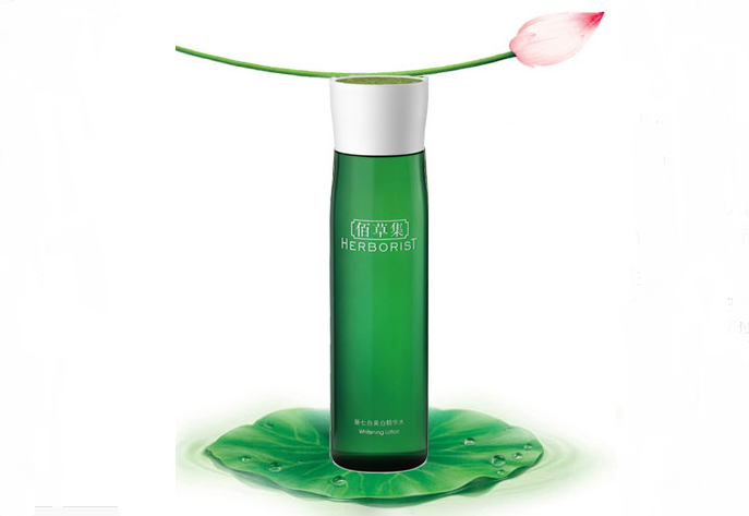 美白補(bǔ)水爽膚水排行榜 透出來(lái)的白皙感,不化妝都能有好氣色