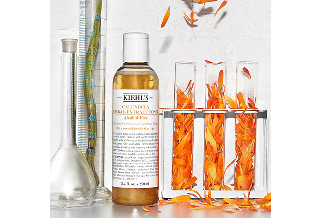 適合痘痘肌的保濕水排行榜 質(zhì)地清爽好吸收，祛痘就選這幾款