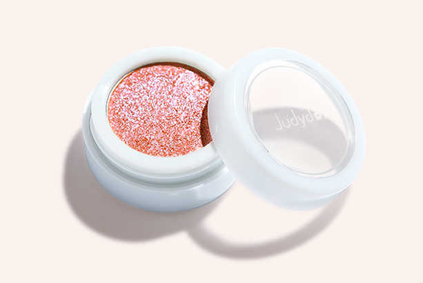 超好用的國貨眼影排行榜 便宜又好用，學生的必備的彩妝