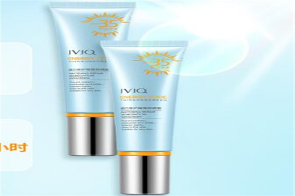 清爽不油膩的防曬霜排行榜 防曬又滋潤，還不趕緊入手