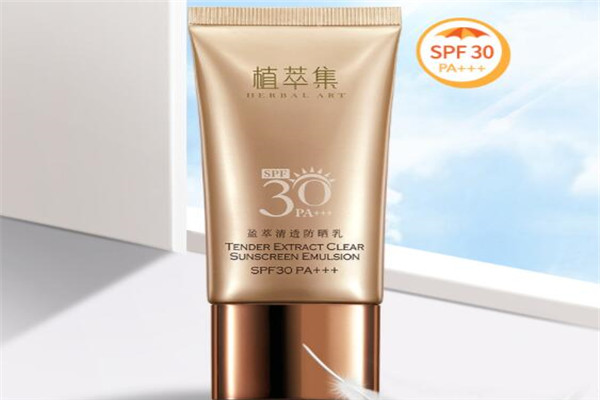 清爽不油膩的防曬霜排行榜 防曬又滋潤，還不趕緊入手