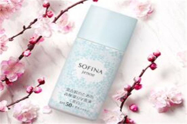 冬季防曬霜排行榜10強(qiáng) 水潤清爽不粘膩，冬季的最佳選擇