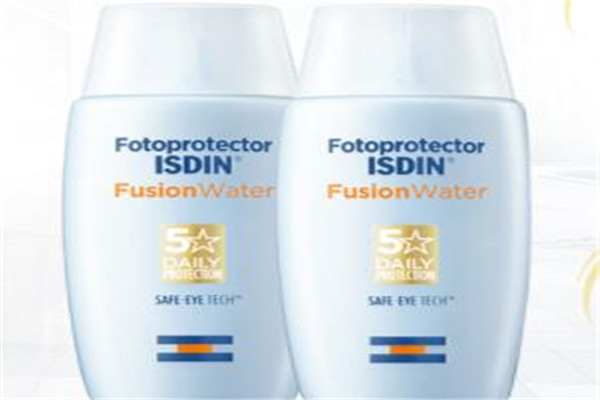 冬季防曬霜排行榜10強(qiáng) 水潤清爽不粘膩，冬季的最佳選擇