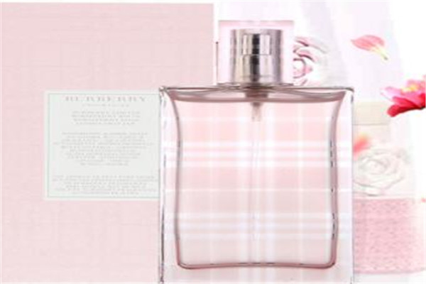 女人必買10款香水 一次邂逅終生難忘，必入手的經(jīng)典