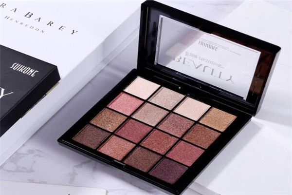 十大適合初學者的眼影盤 打造魅惑雙眸必選，趕緊來看看