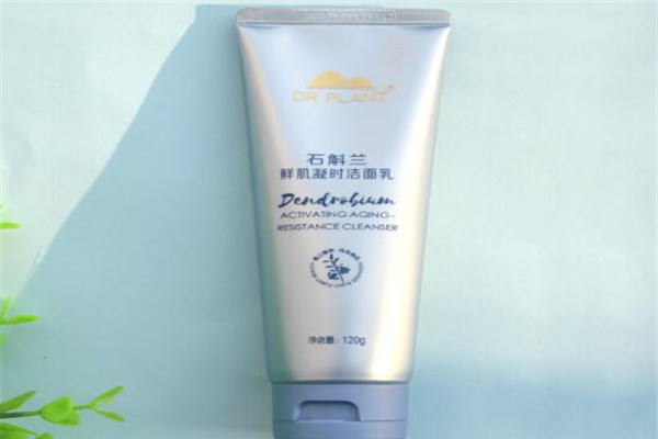 適合痘痘肌的洗面奶排行 讓肌膚有恰到好處的溫柔