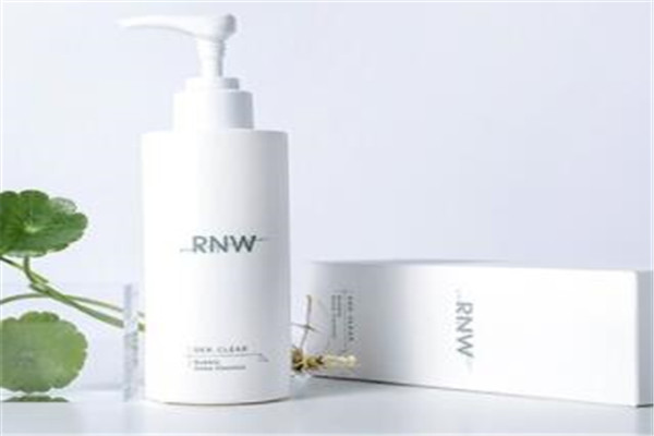 除螨祛痘洗面奶排行榜 溫和除螨祛痘的最佳選擇，不看后悔