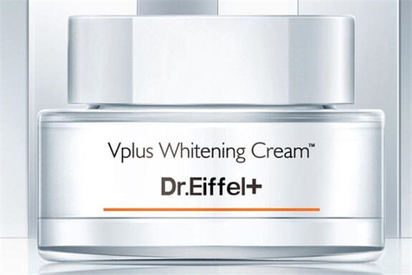 淡化雀斑護膚品排行榜 逆襲斑皮，是你淡斑路上的不二之選