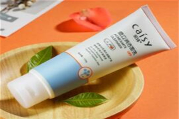 男士去螨蟲洗面奶排行榜 清潔效果杠杠的,都是型男的最佳選擇