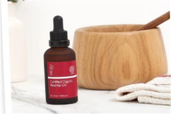 最有效的祛痘印產(chǎn)品排行榜 痘印的橡皮擦，還你水潤平滑肌