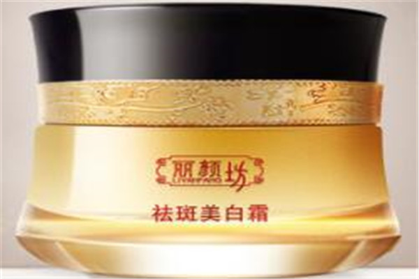 十大雀斑護膚品排行榜 擊退暗沉，讓肌膚白里透光