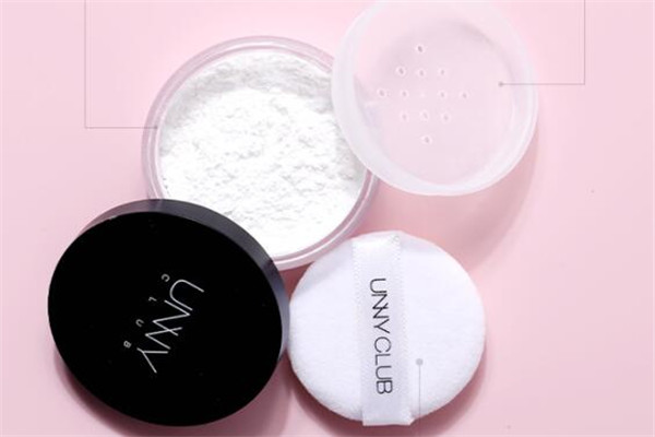 學生定妝粉排行榜10強 第三款定妝效果極好，學生必備