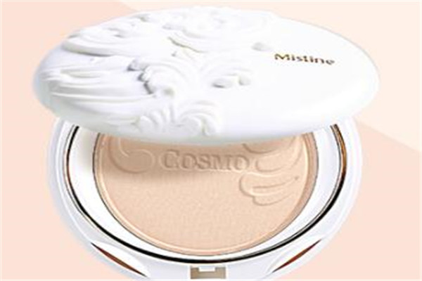 泰國定妝粉排行榜10強 mistine兩款上榜，你入手過哪些