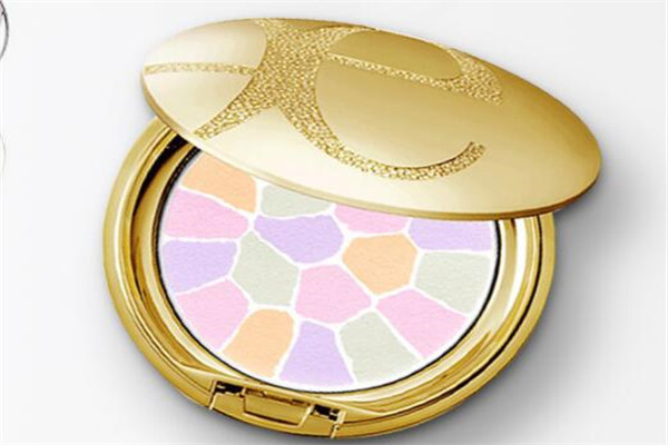 保濕定妝粉排行榜10強 選這些搓泥/脫妝等問題是不存在的