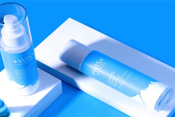 收縮毛孔的平價水乳排名,還原細嫩平滑肌必選