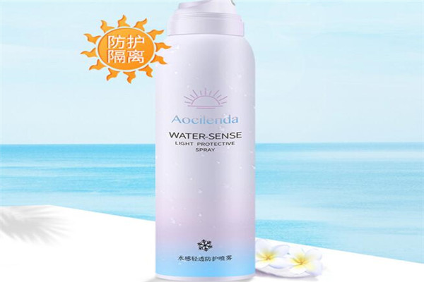 保濕不油膩的防曬噴霧排行榜，輕盈透氣的不二之選