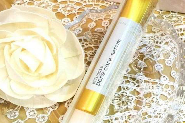 收縮毛孔的精華液排行