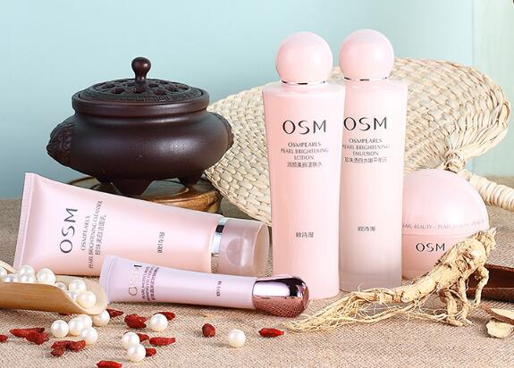 青少年護(hù)膚品十大名牌，完美護(hù)膚從小開始！