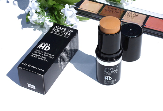 玫珂菲全新清晰無痕粉底棒