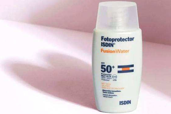 全球最好用的十大防曬噴霧