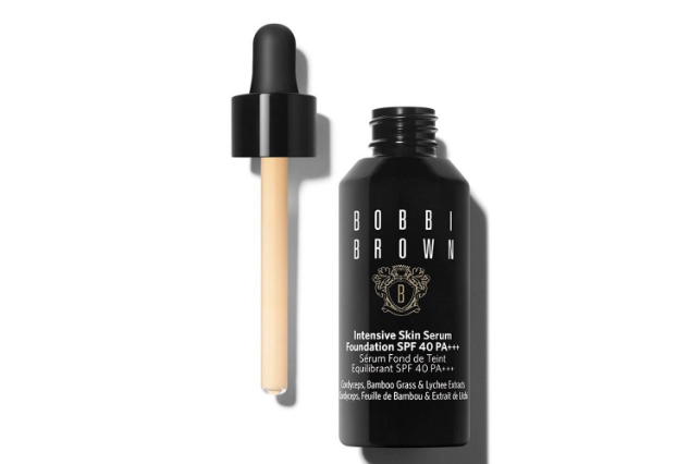 痘痘肌粉底液好用排行榜 完美無瑕妝效，就選這幾款