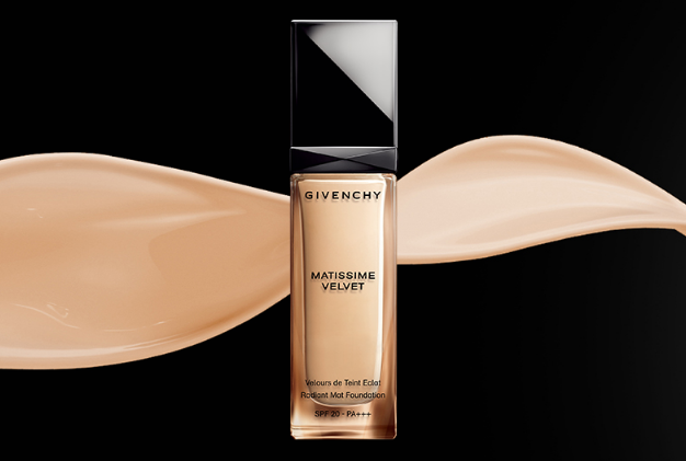 痘痘肌粉底液好用排行榜 完美無瑕妝效，就選這幾款