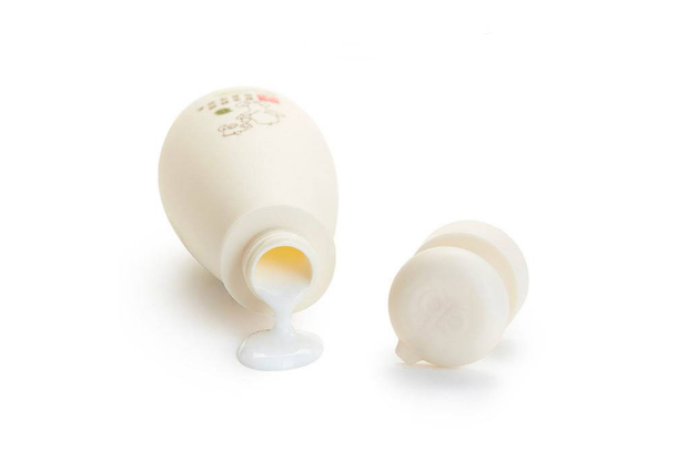 嬰兒10大潤膚乳排行榜 拒絕泛紅起皮，媽媽的信賴之選