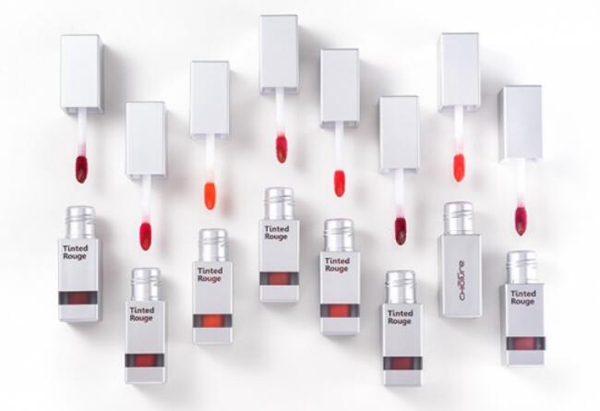 性價比高且不貴的口紅，適宜吃土少女口紅推薦