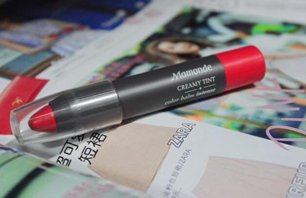 性價比高且不貴的口紅，適宜吃土少女口紅推薦