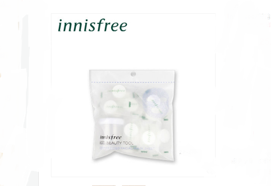 的滲透效果很好，它的材質也比較柔軟，所以很親膚，不會有過度摩擦刺激的狀況，能夠讓水分更好的被皮膚吸收。