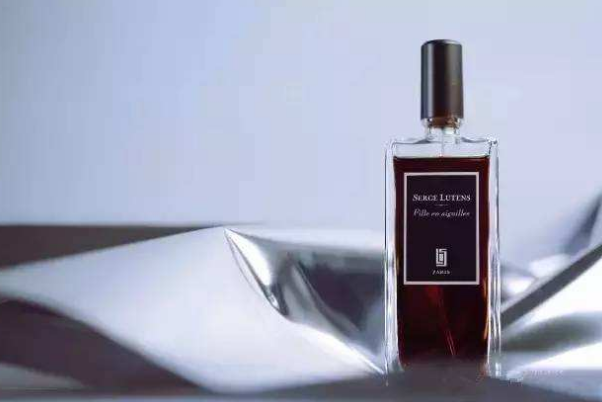 十大木質(zhì)女士香水，好聞的木質(zhì)香水有哪些