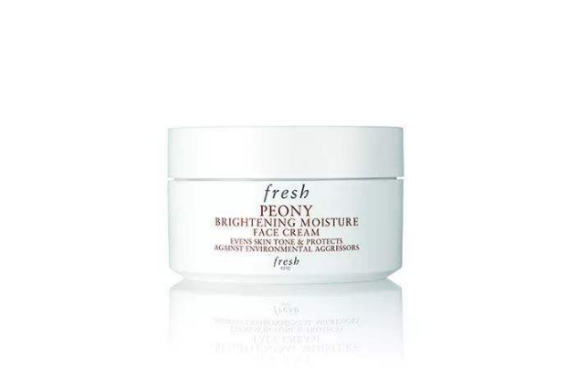 口碑最好的美白護(hù)膚品排行榜：用完皮膚就像剝了殼的雞蛋