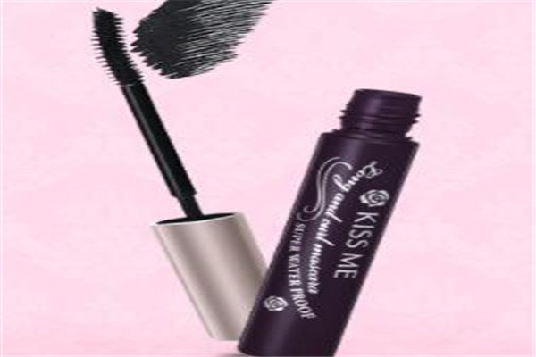 全球前十睫毛膏排名 纖長濃密，一下刷出卷翹迷人睫毛妝