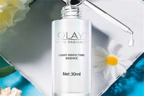 干皮保濕精華排行榜 持久水潤(rùn)，讓肌膚不在干燥不安