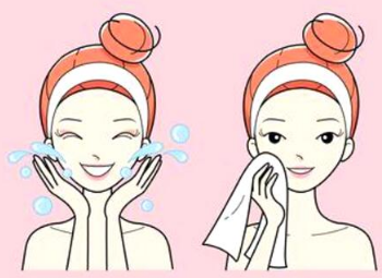 長痘可以敷補水面膜嗎 補水面膜會加重痘痘嗎