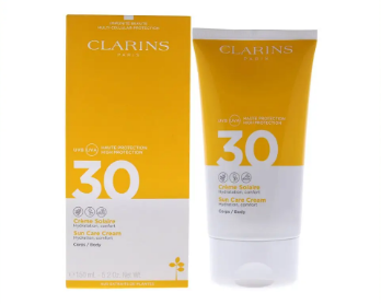 防曬霜怎么用才正確使用順序 淡妝怎么補防曬霜